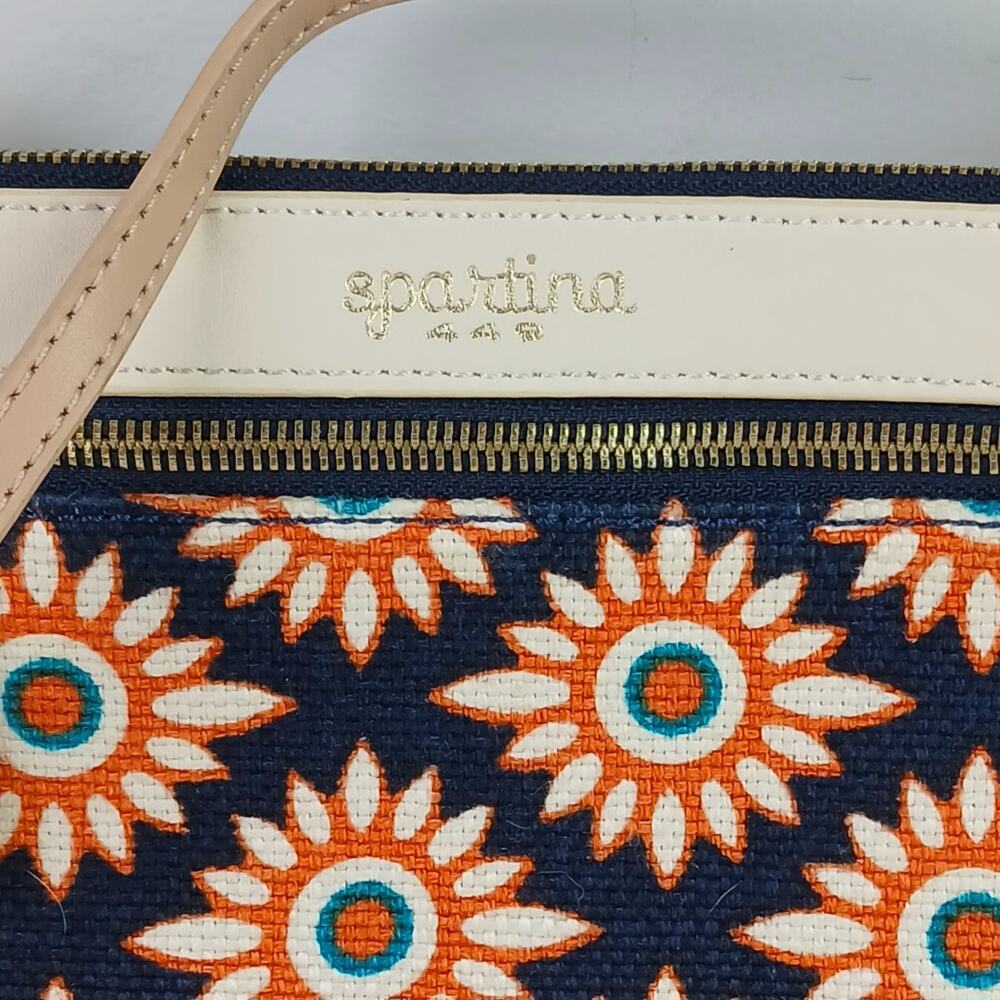 Spartina 449 Daufuskie Island Natural Linen & Genuine Leather Floral Wristlet - Picture 3 of 7